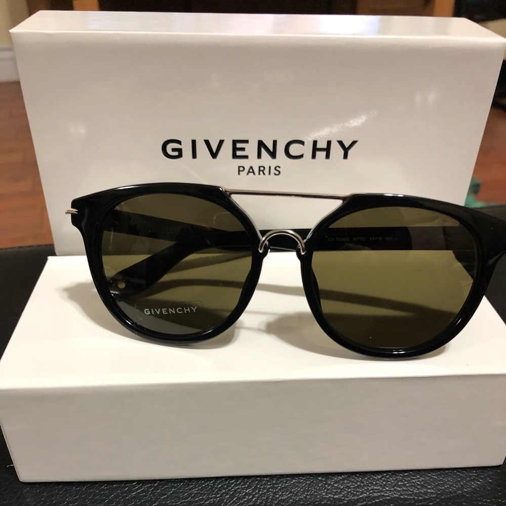 MENS GIVENCHY SUNGLASSES